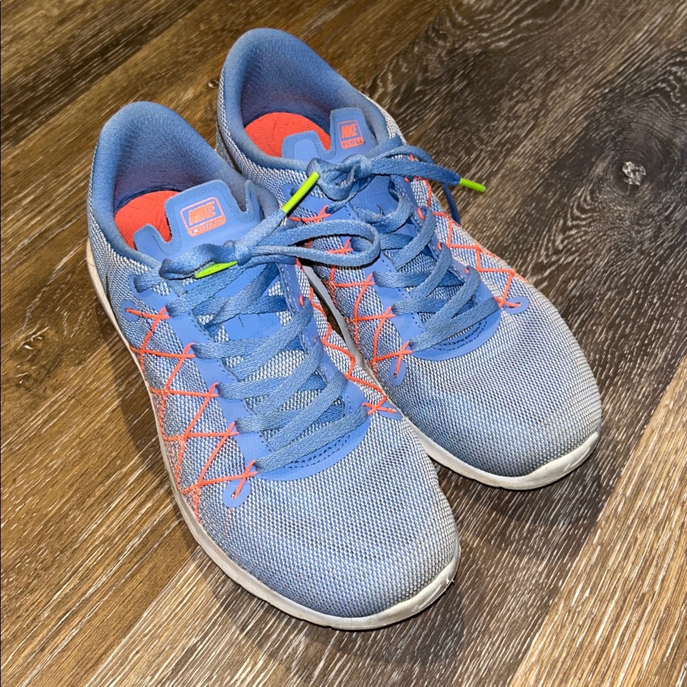 Nike Fury 2 Blue Athletic Shoes with Orange Accents (7Y but fits as a 8 womens)